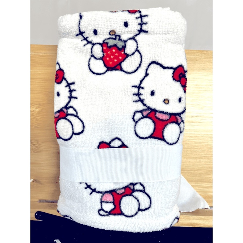 Hello Kitty Hand Towels STRAWBERRY Set Of 2